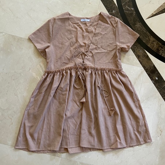 Princess Polly Dresses & Skirts - Princess Polly Brown Babydoll Shift Dress